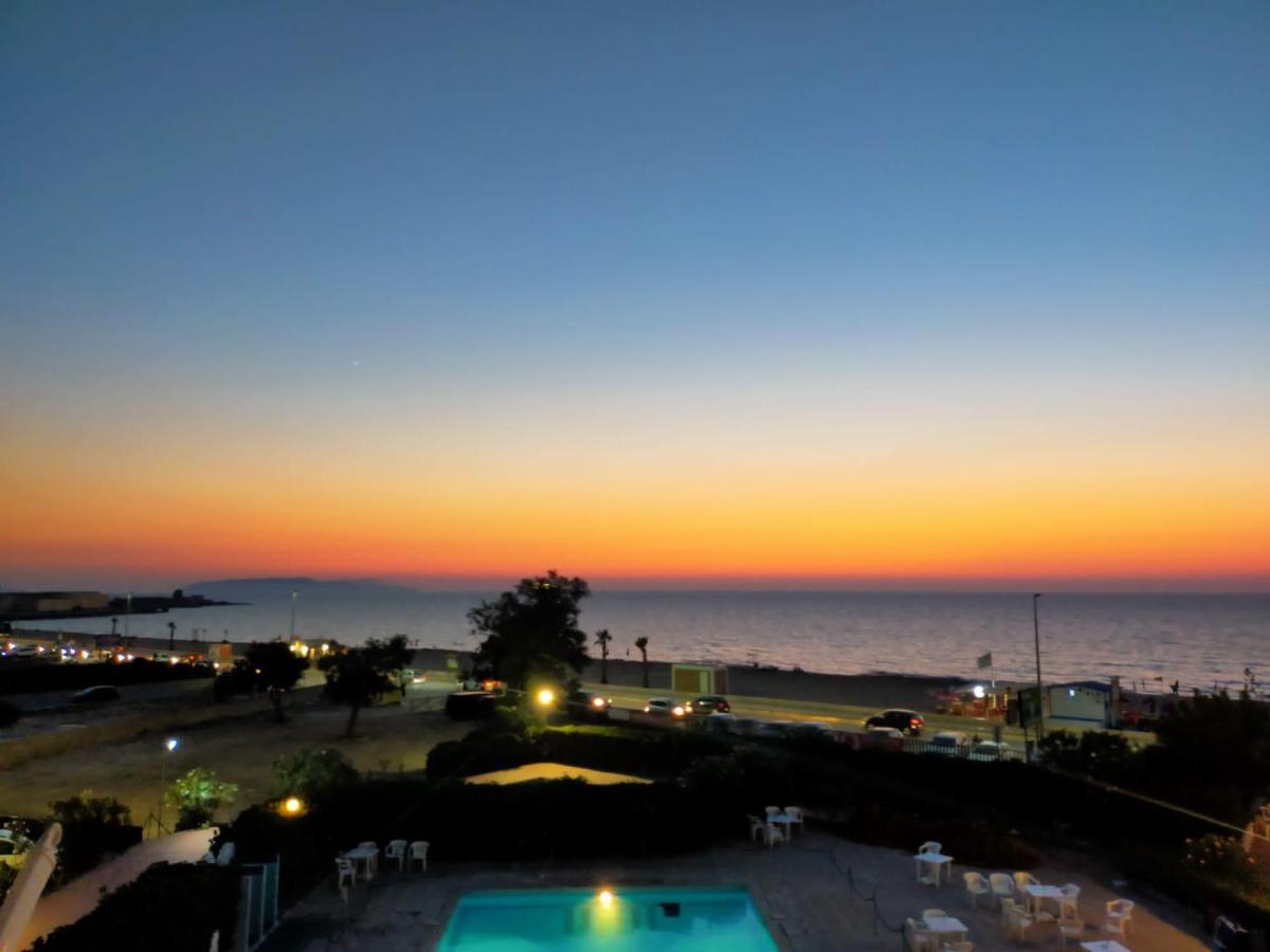 Vila La Dimora Frontemare Di Ileana Trapani Exteriér fotografie